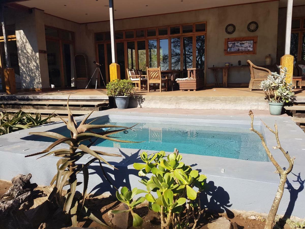Chumbi Bush House *